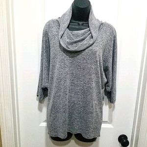 Carolyn Taylor Short Sleeved Sweater Size Large